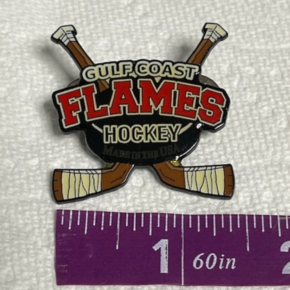 *NEW Gulf Coast Flames Youth Hockey USA Lapel Hat Tack Pin 1.5" - Picture 7 of 8